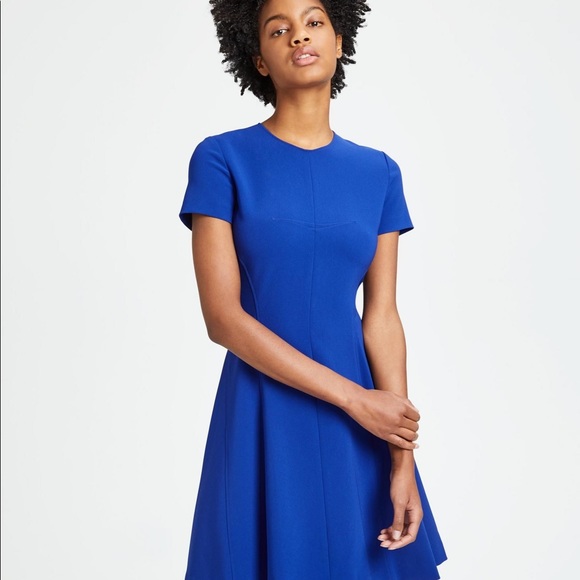 theory modern seamed shift dress